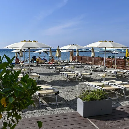 Hotel Delle Rose San Bartolomeo Al Mare