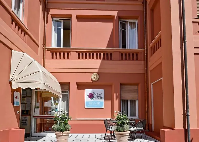 فندق Delle Rose سان بارتولومِيو آل ما